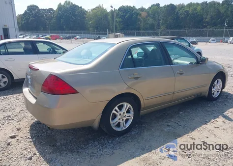 2006 Honda Accord 2.4 Ex из США, поврежденный, VIN 1HGCM56706A042658